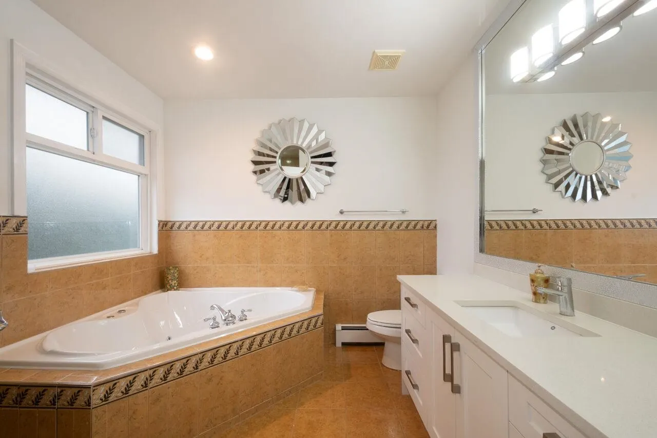 14229 114 Avenue #UPPER