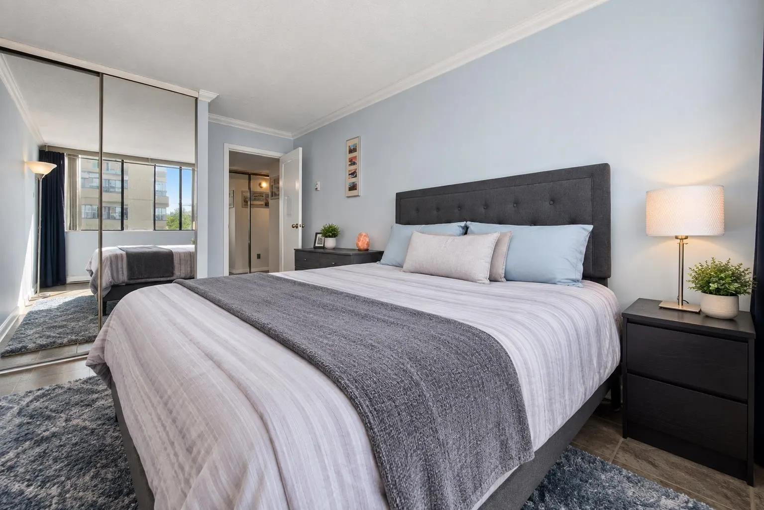 1270 Robson Street #803