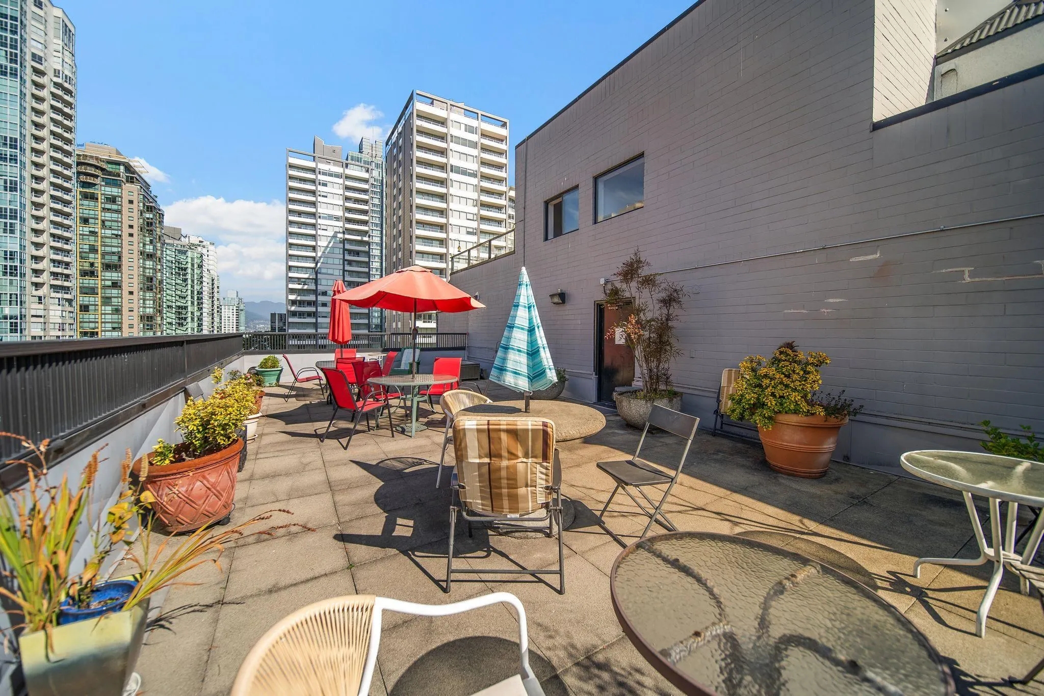 1270 Robson Street #803