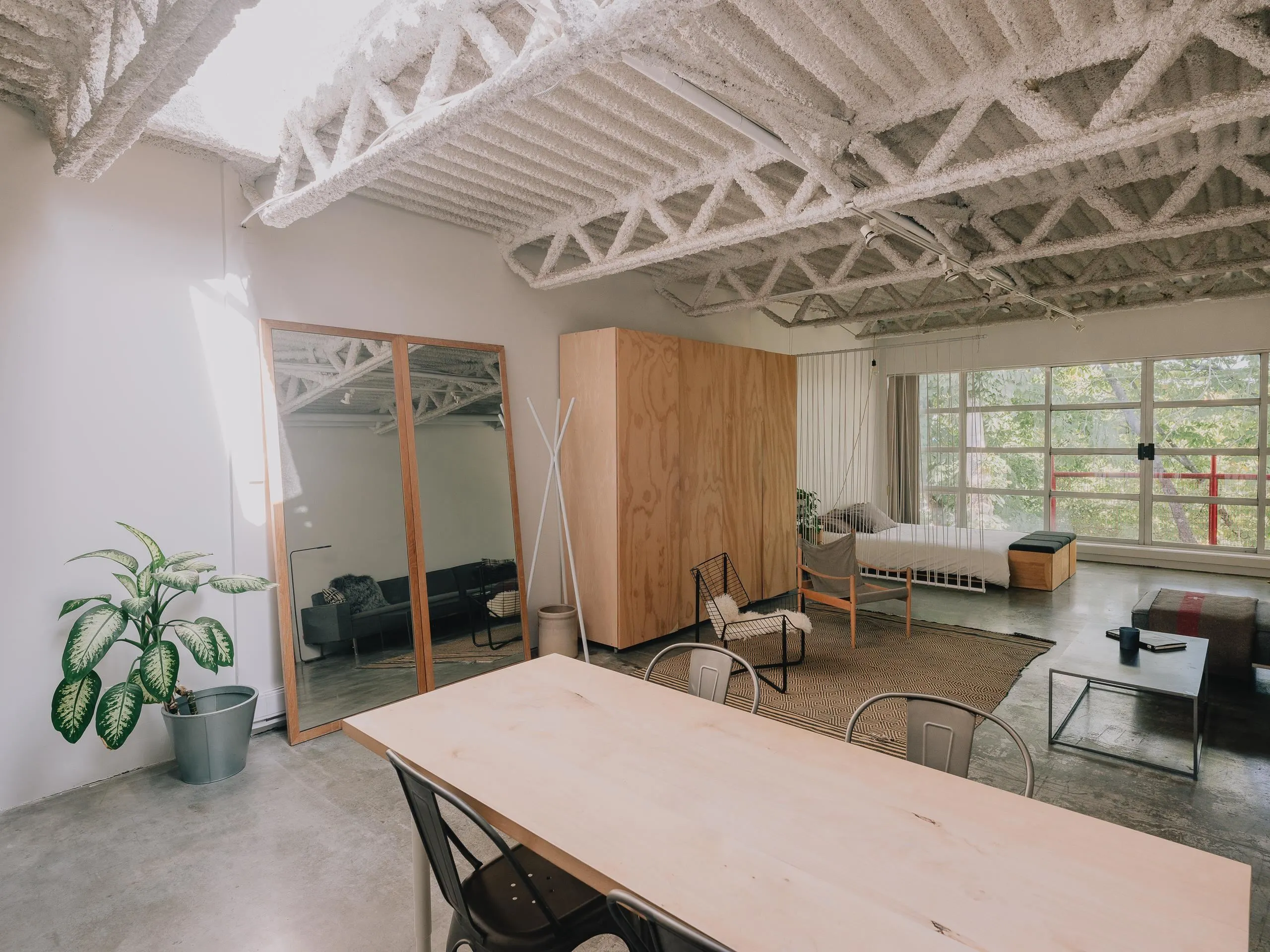 350 E 2nd Avenue #422