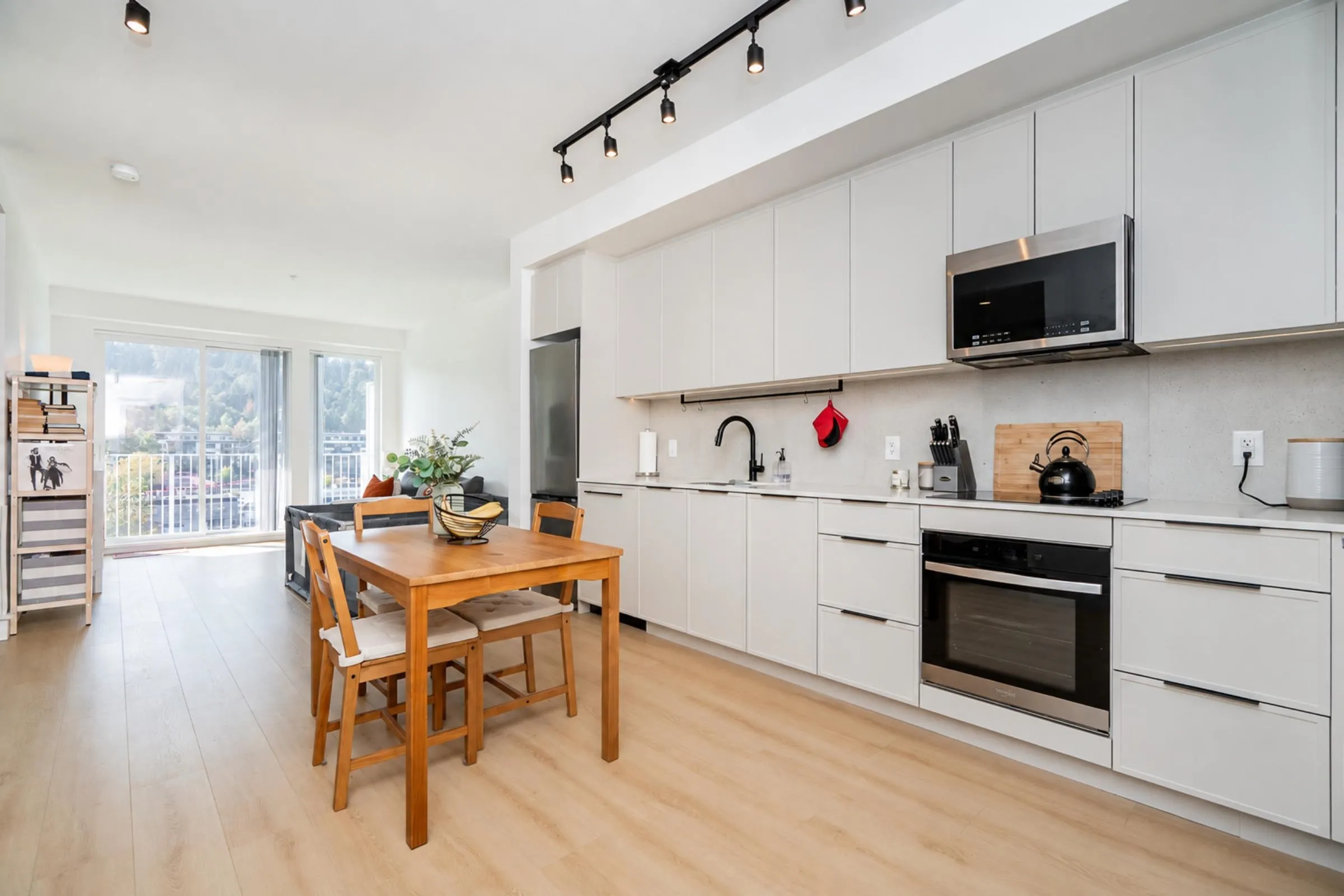3055 Murray Street #603