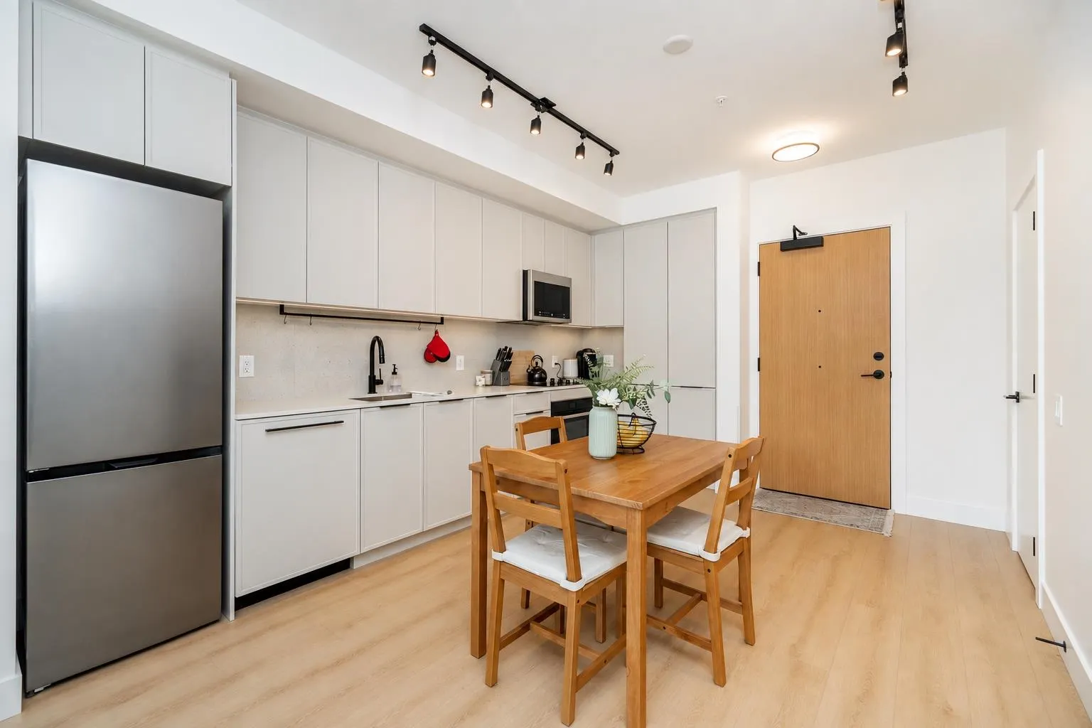 3055 Murray Street #603