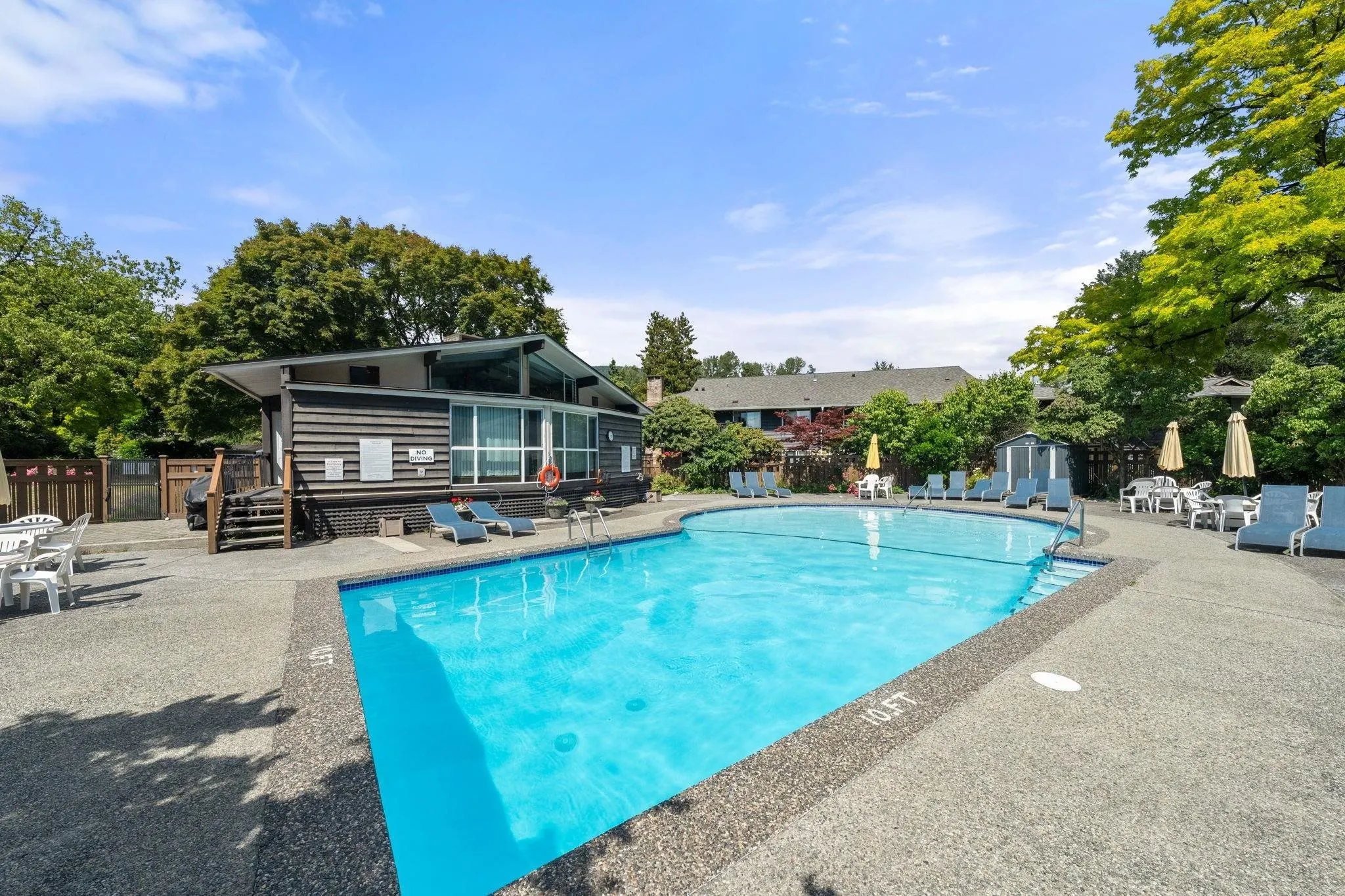 555 W 28th Street #403