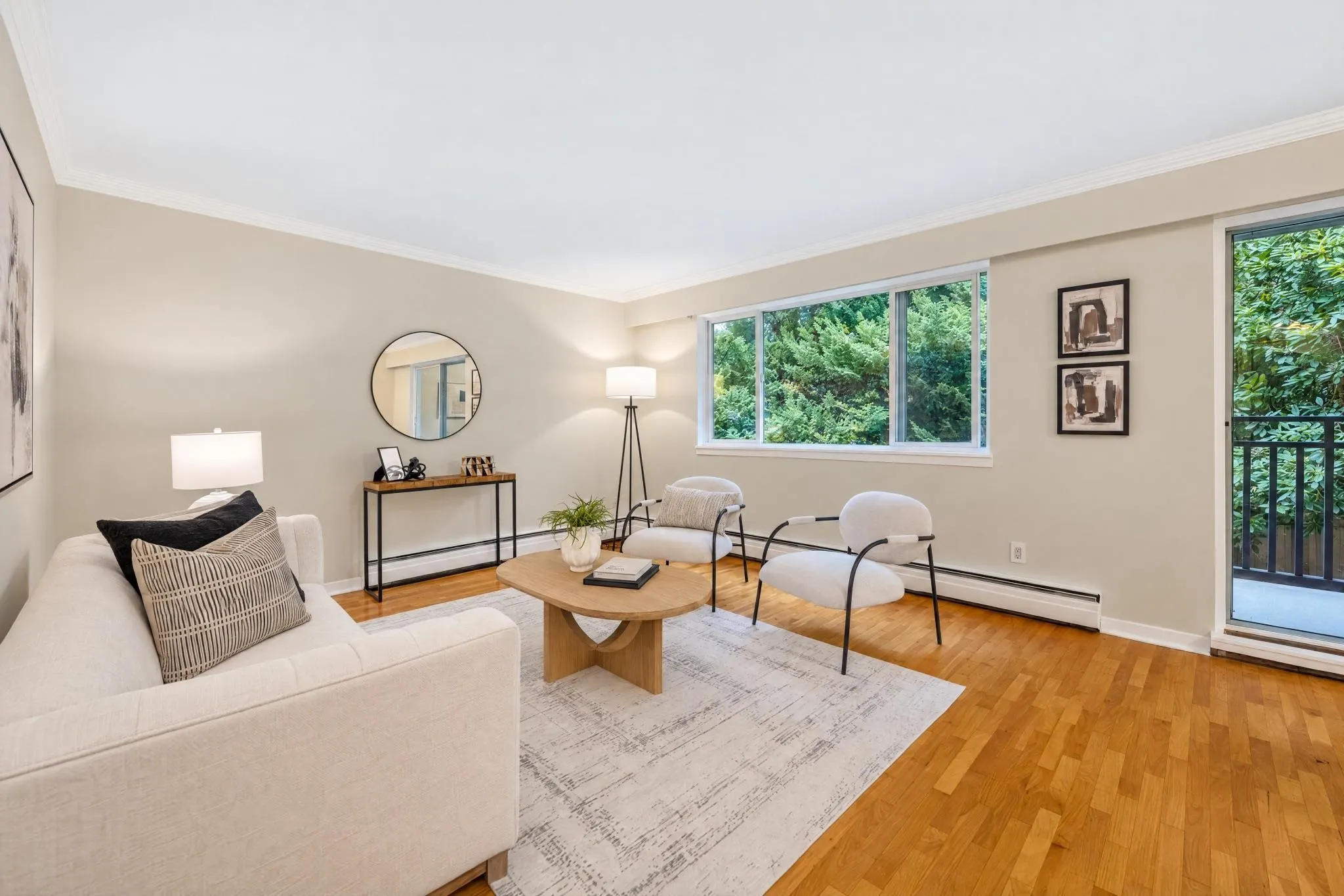 555 W 28th Street #403