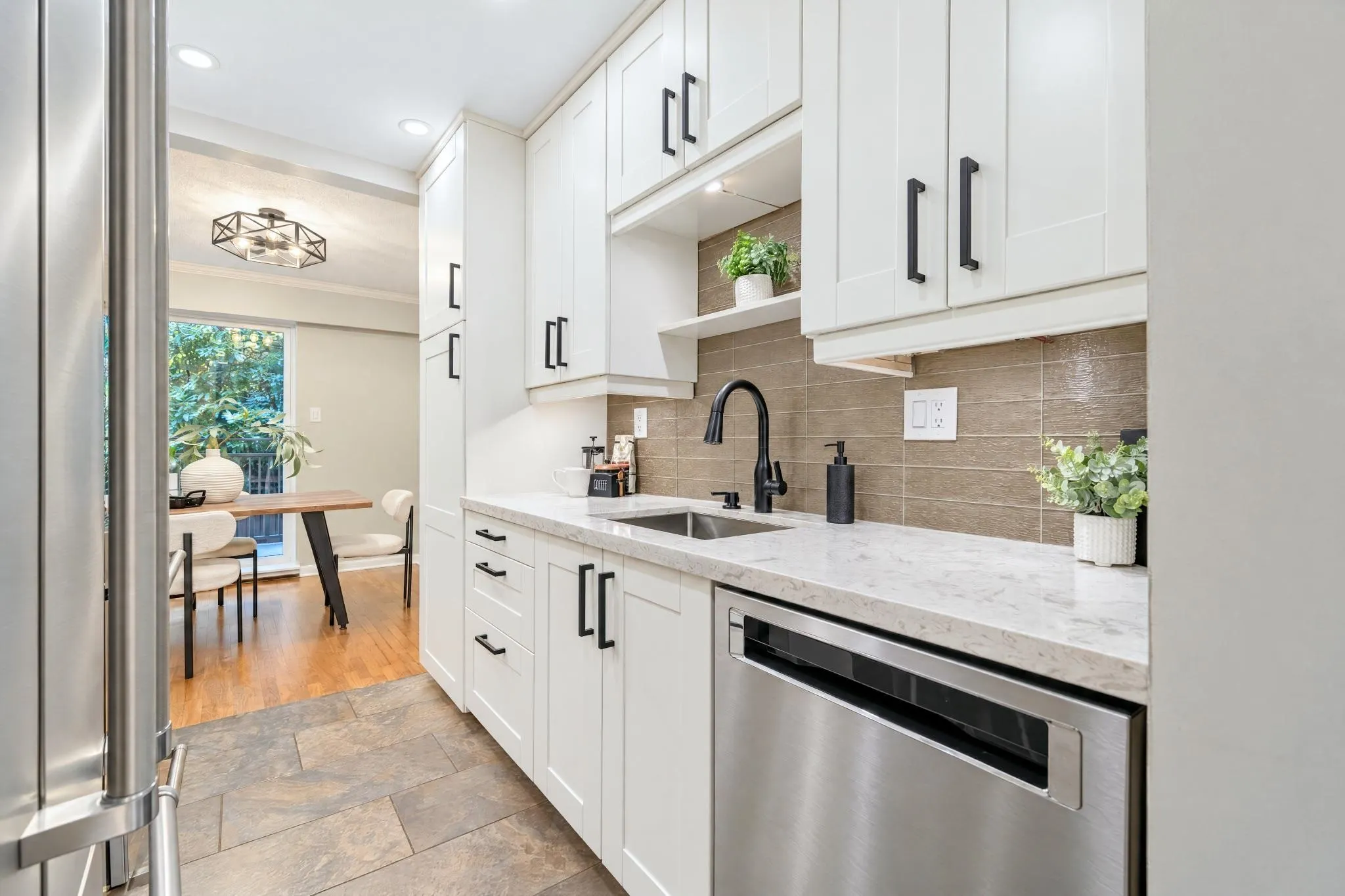 555 W 28th Street #403