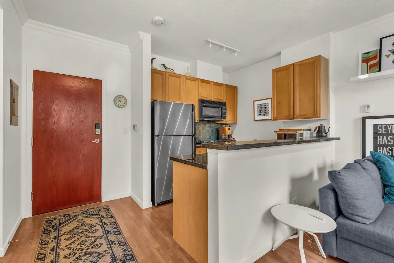 928 W Richards Street #307