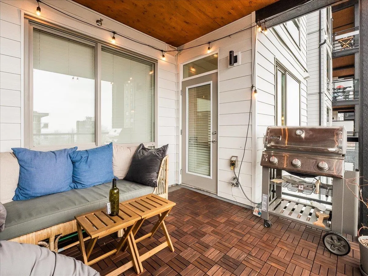 108 E 8th Street #406