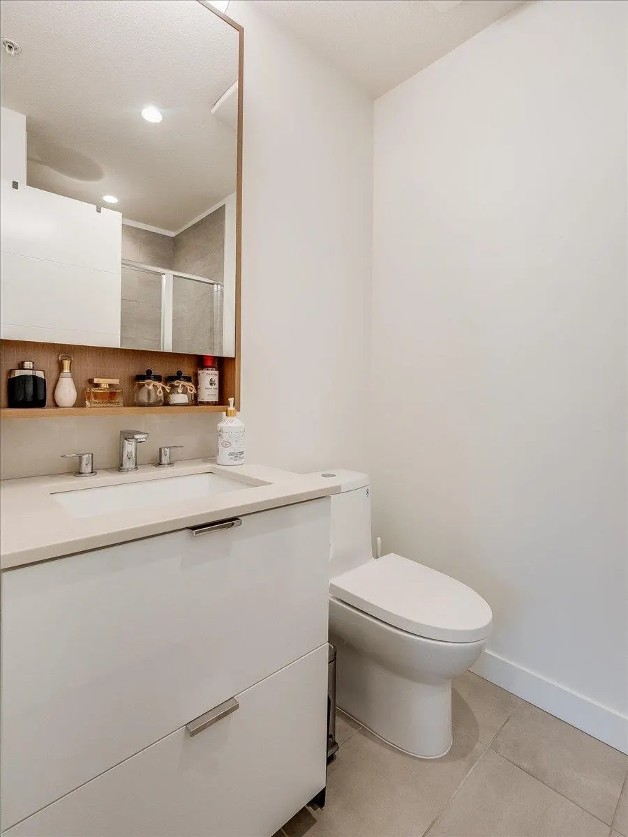 108 E 8th Street #406