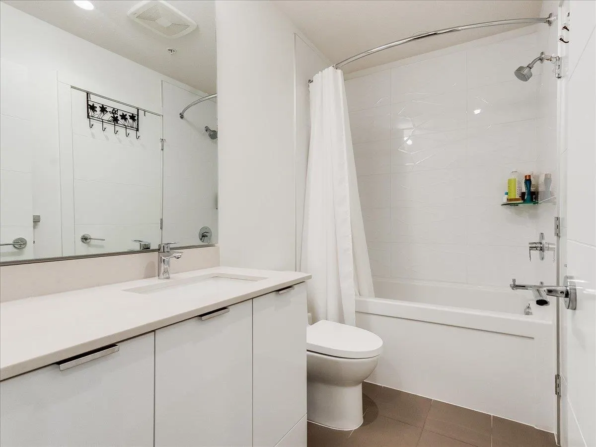 108 E 8th Street #406