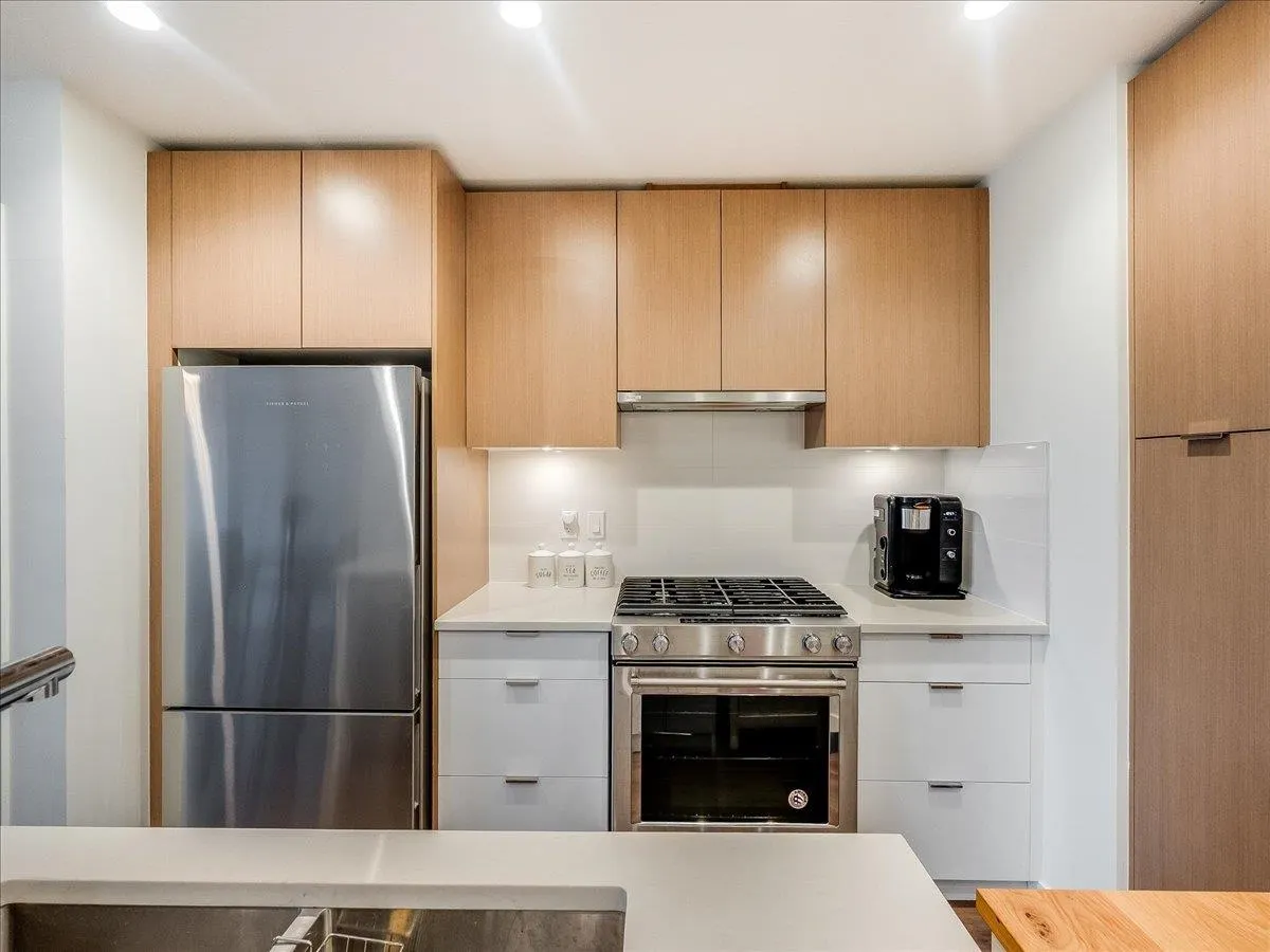 108 E 8th Street #406