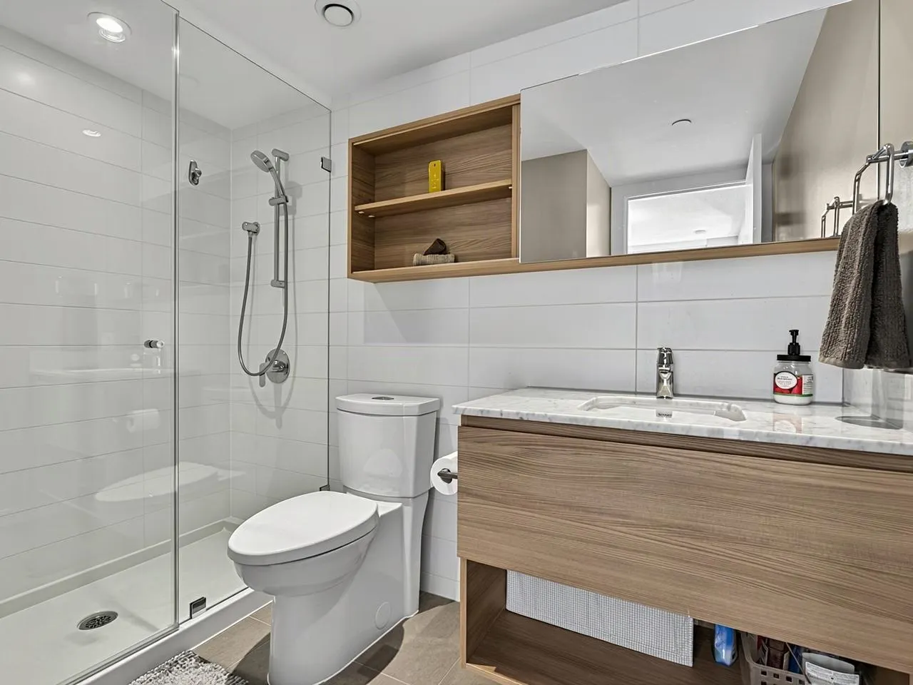 908 Quayside Drive #2205