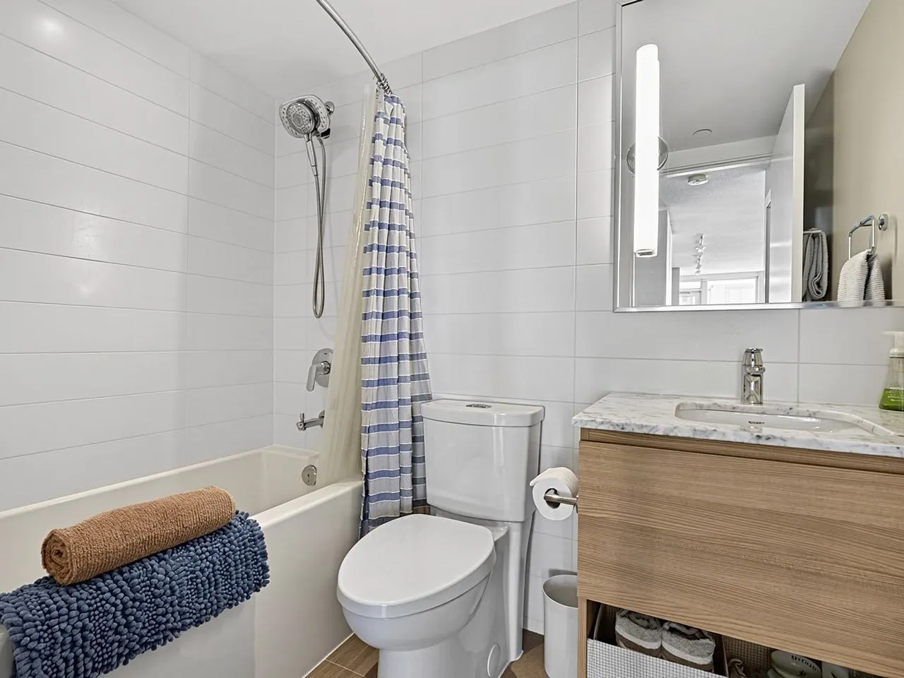 908 Quayside Drive #2205