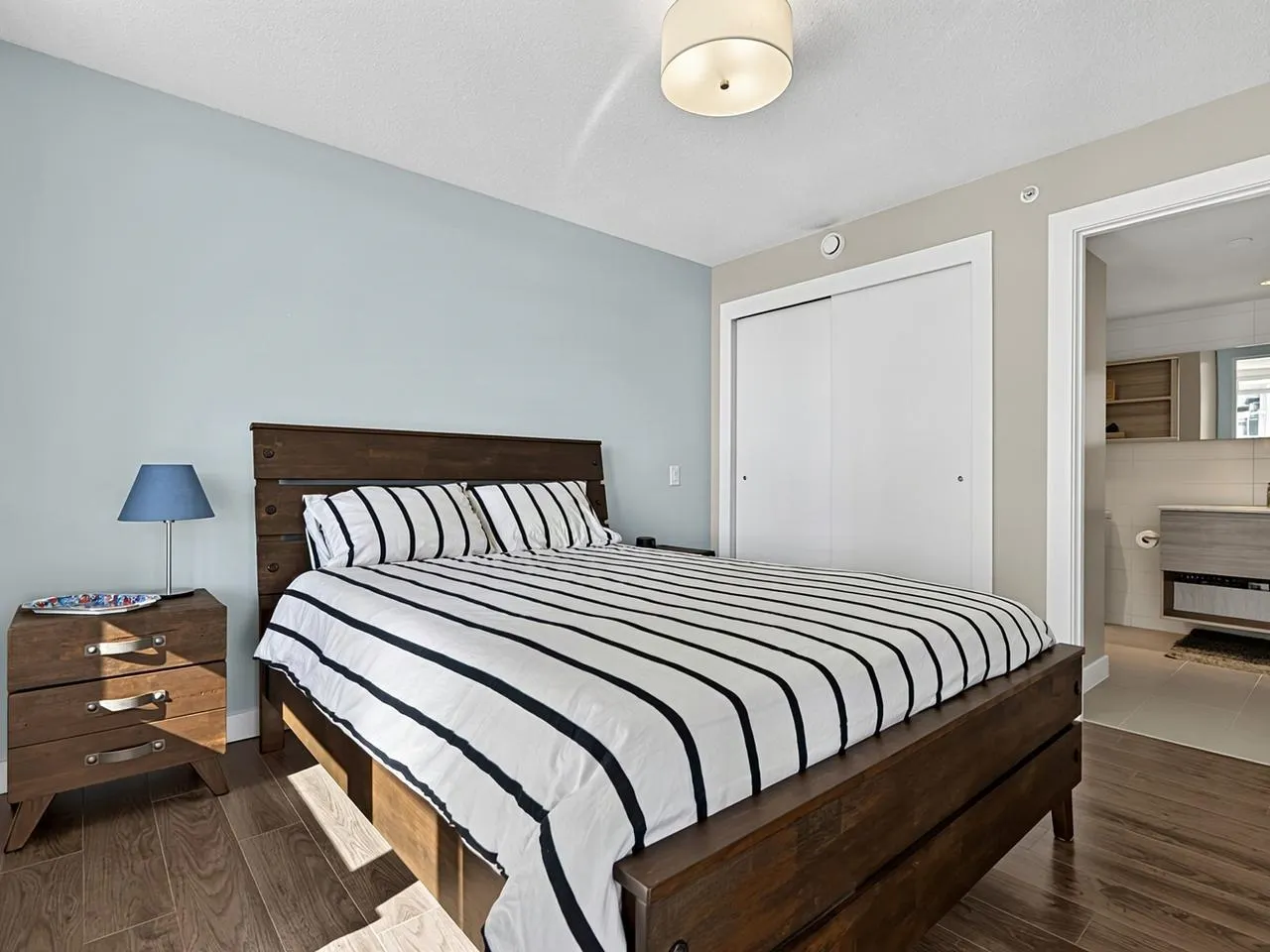 908 Quayside Drive #2205