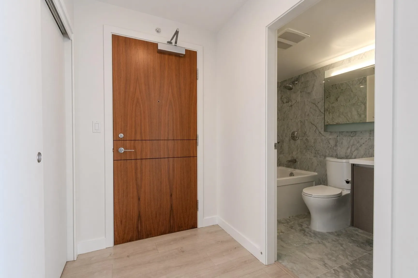 13750 100 Avenue #707