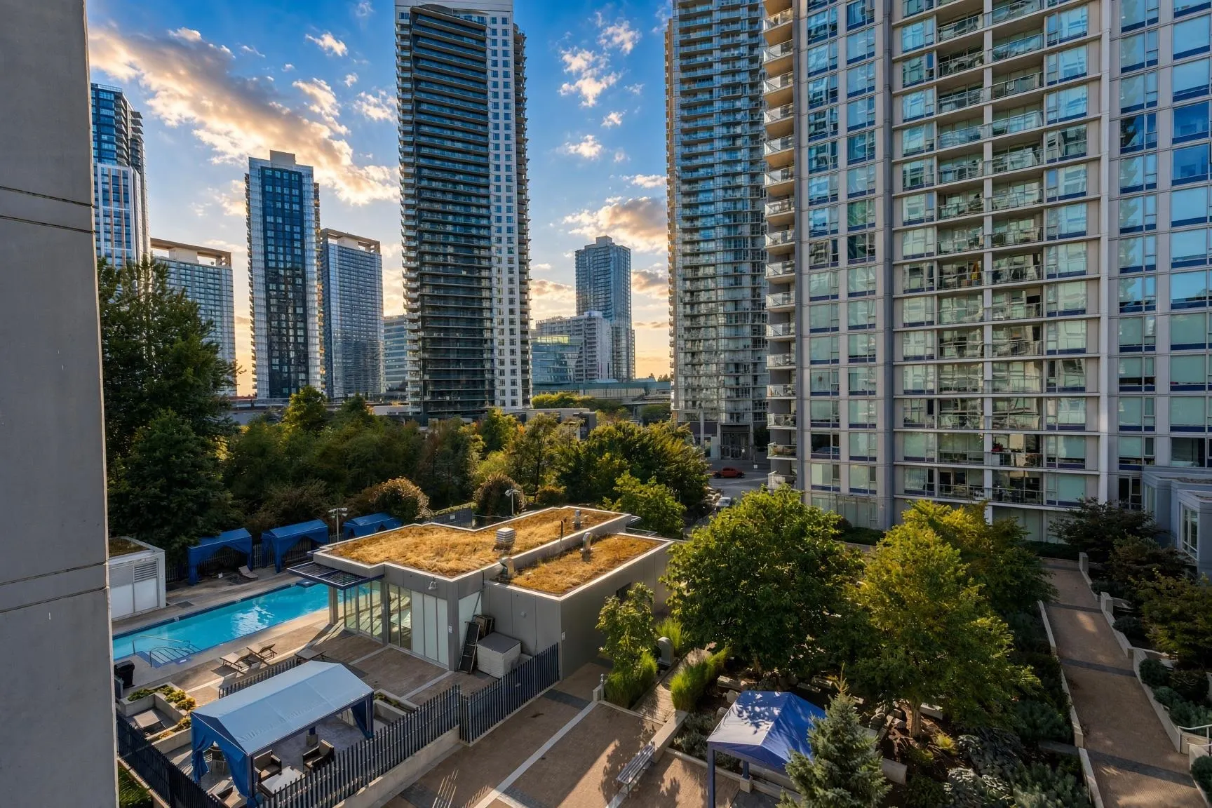 13750 100 Avenue #707