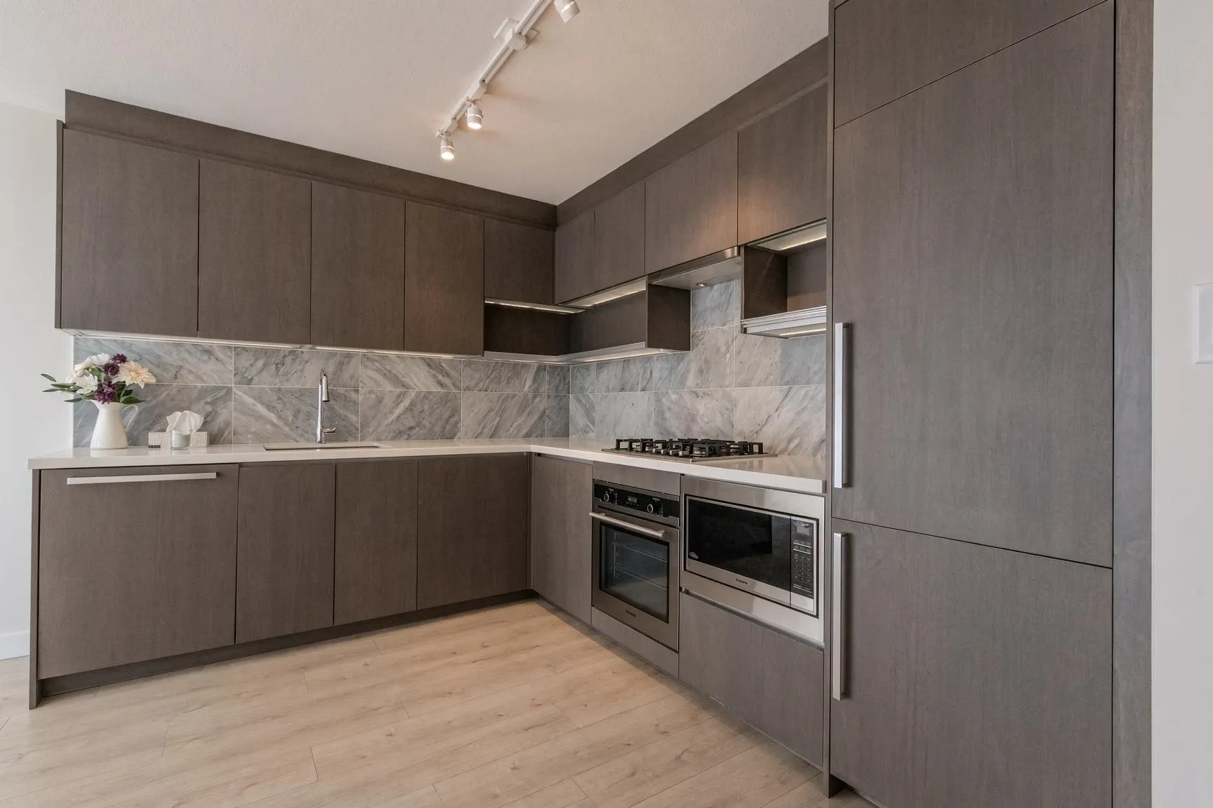 13750 100 Avenue #707