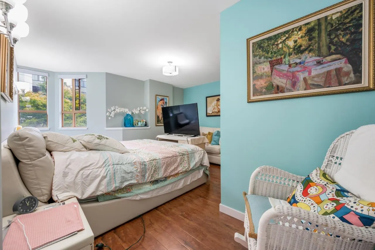 15111 Russell Avenue #101