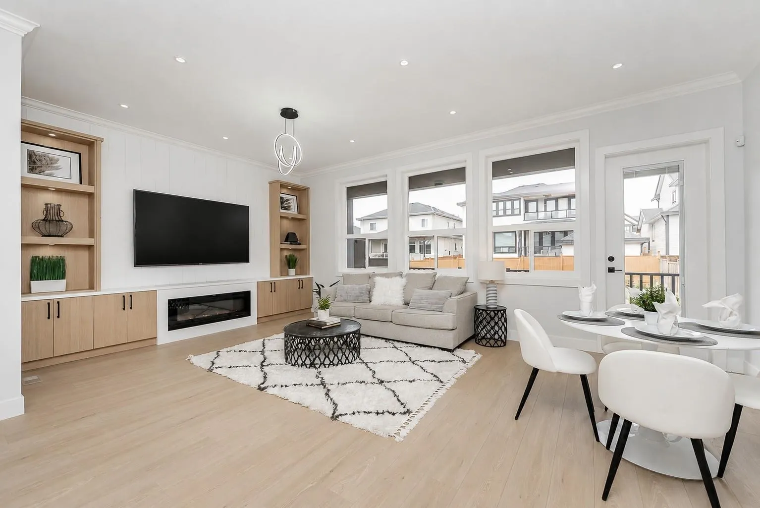 18573 56 Avenue #102