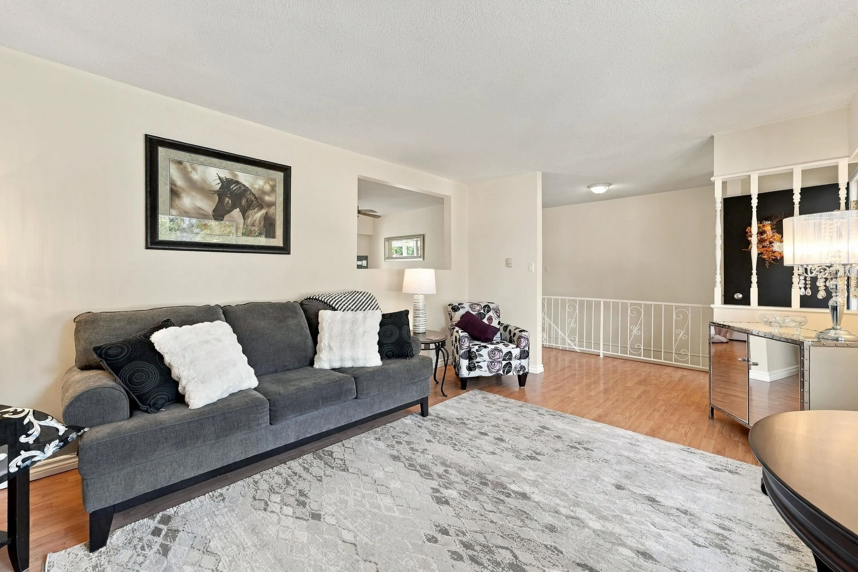 2136 Sherwood Crescent