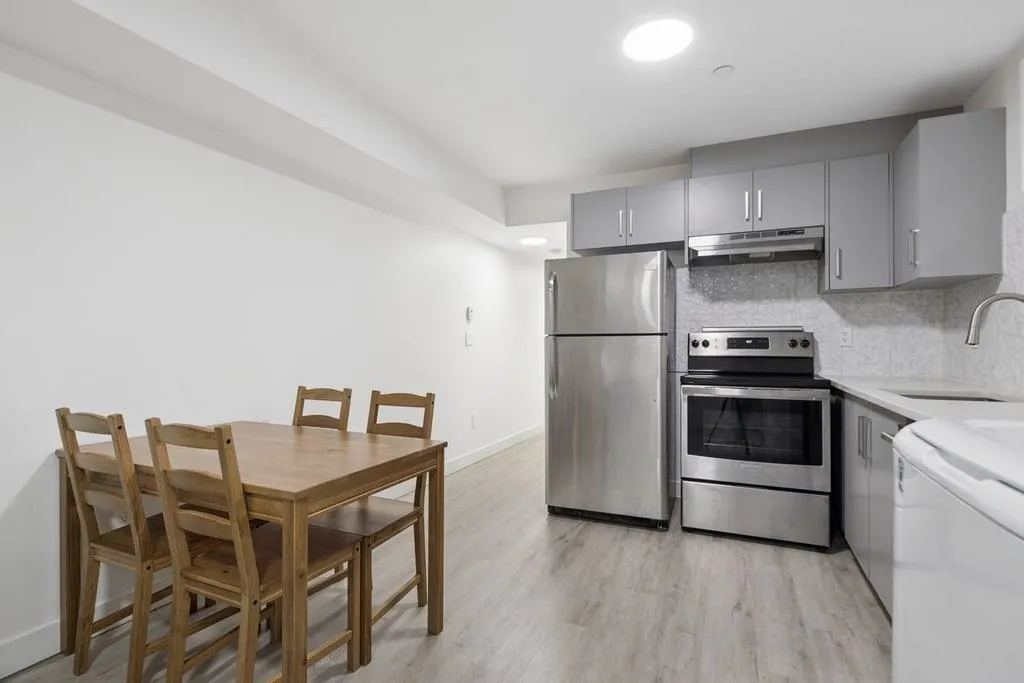 6262 Battison Street #2