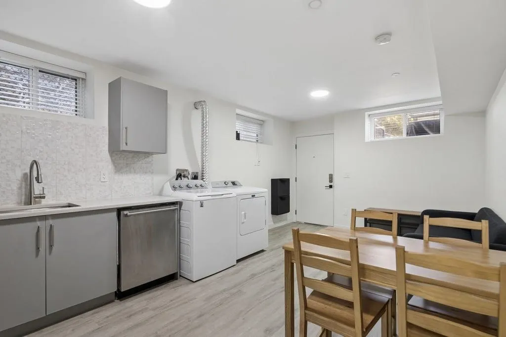 6262 Battison Street #2