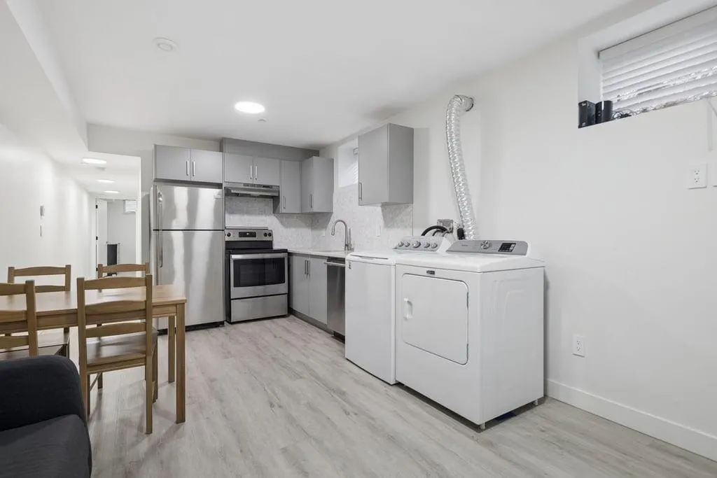 6262 Battison Street #2