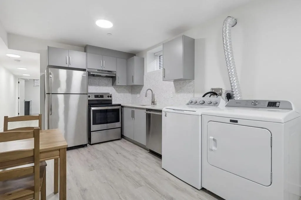 6262 Battison Street #2