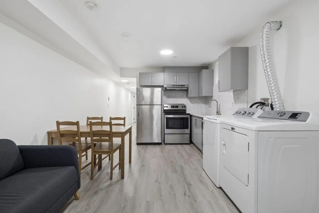 6262 Battison Street #2