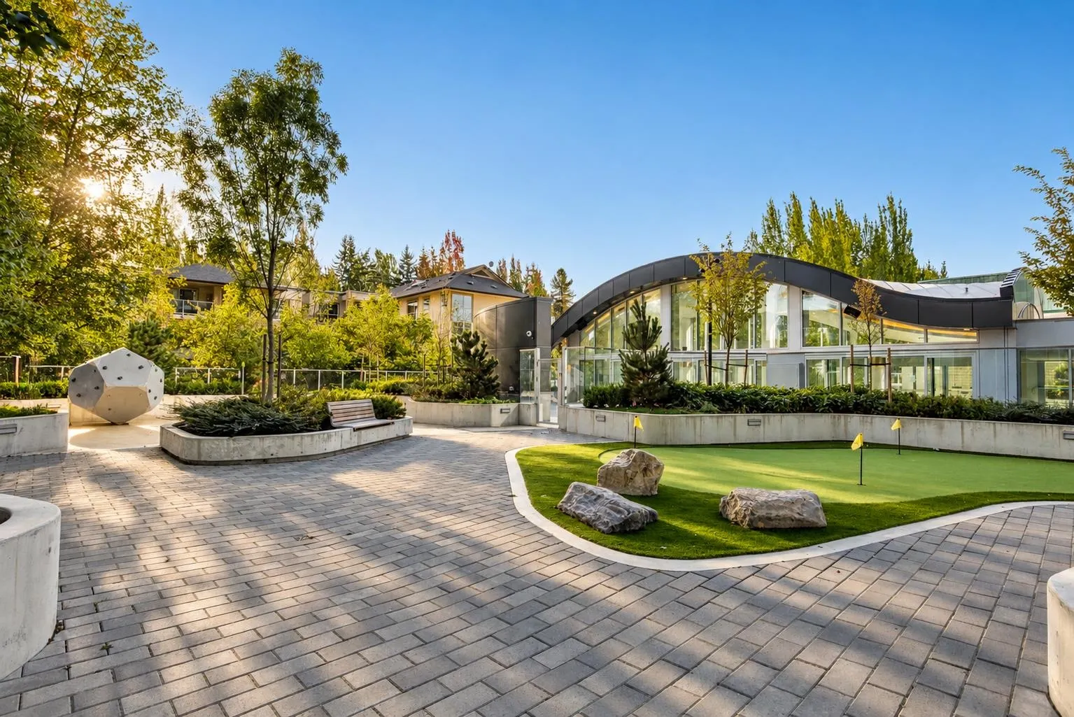 13750 100 Avenue #809