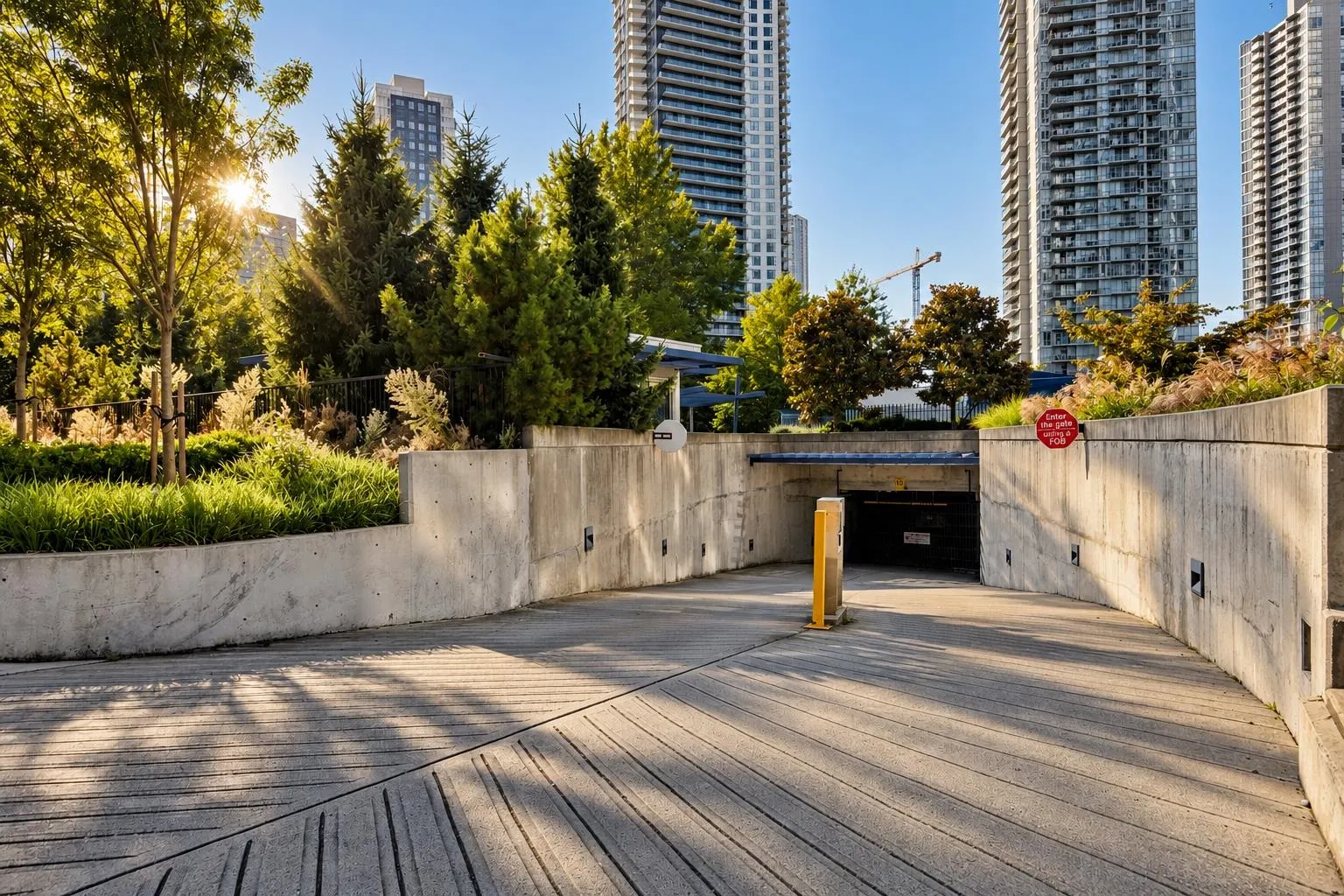 13750 100 Avenue #809