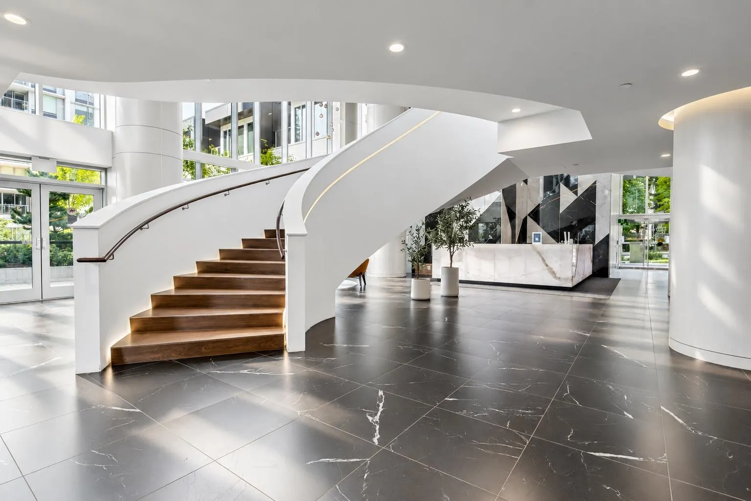 13750 100 Avenue #809