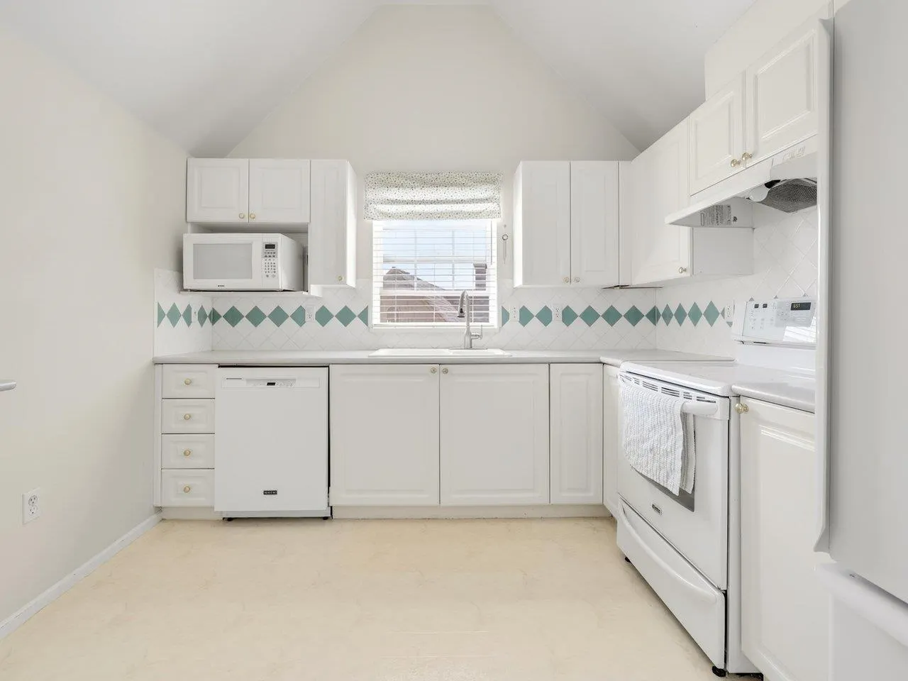 5556 14 Avenue #406