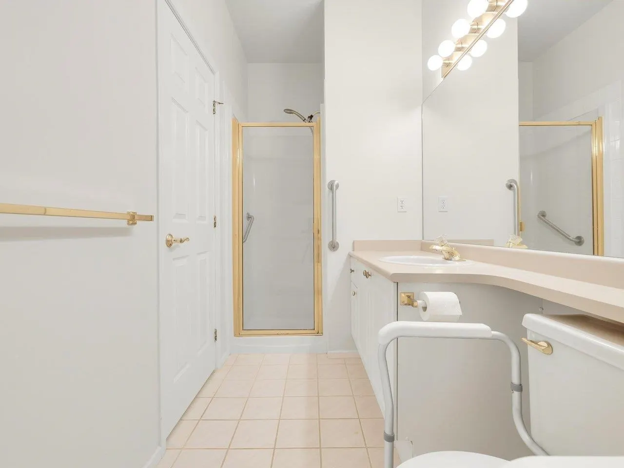 5556 14 Avenue #406
