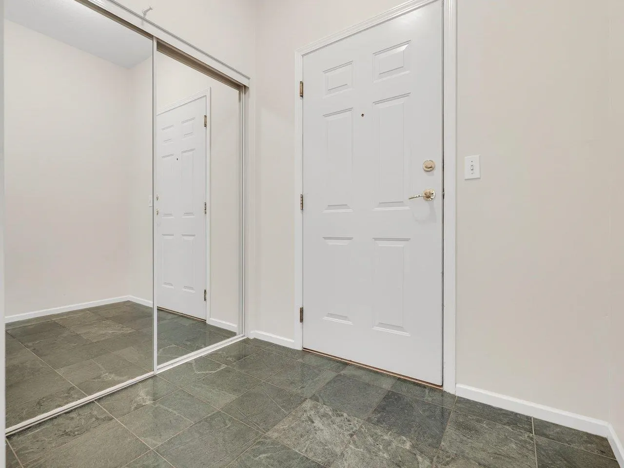 5556 14 Avenue #406