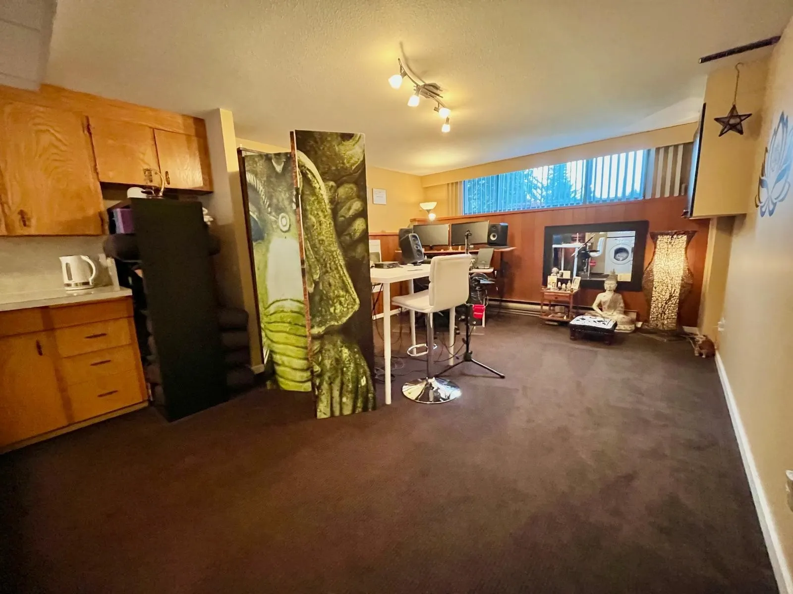 21776 Mountainview Crescent