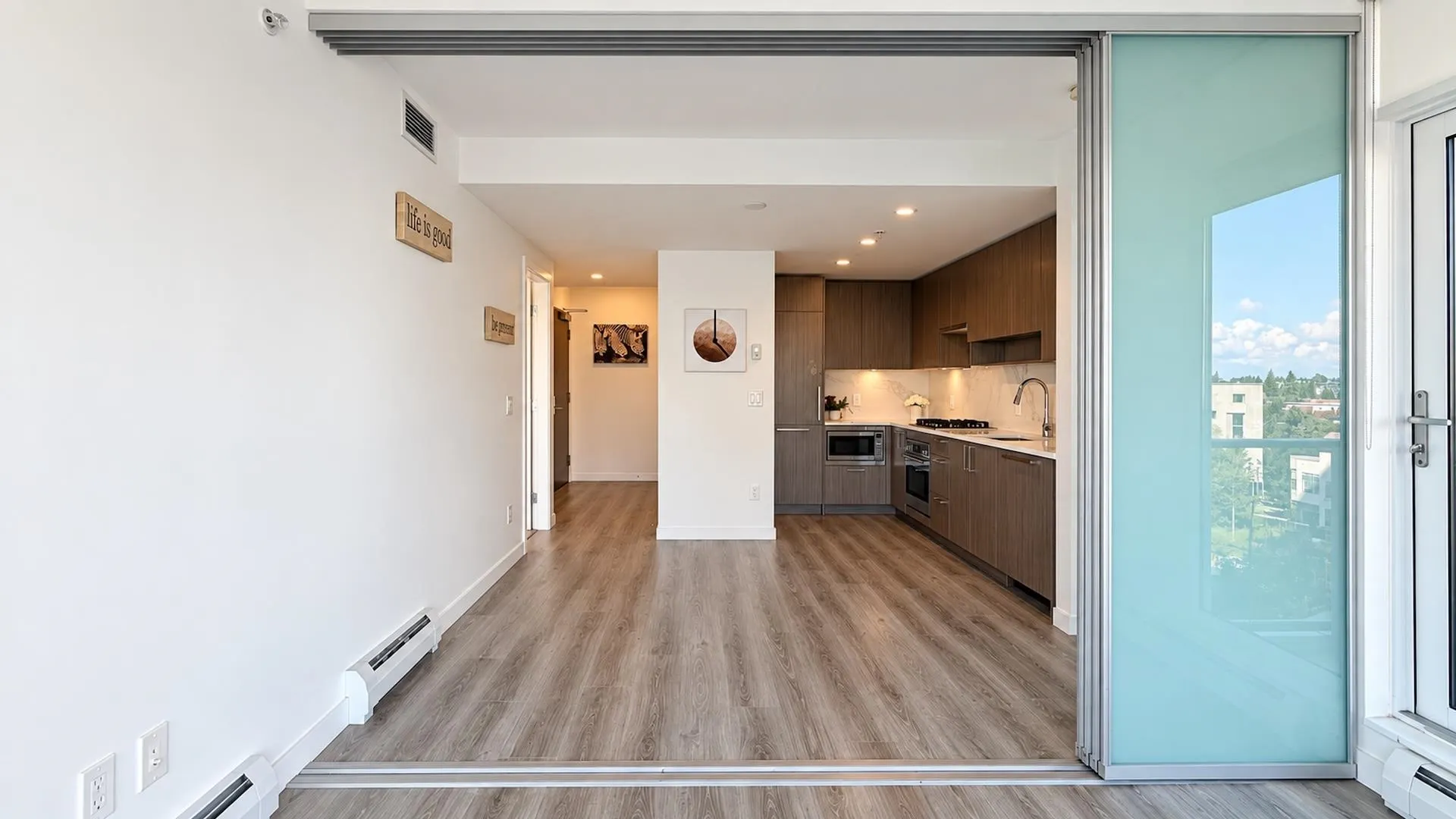 13350 Central Avenue #605
