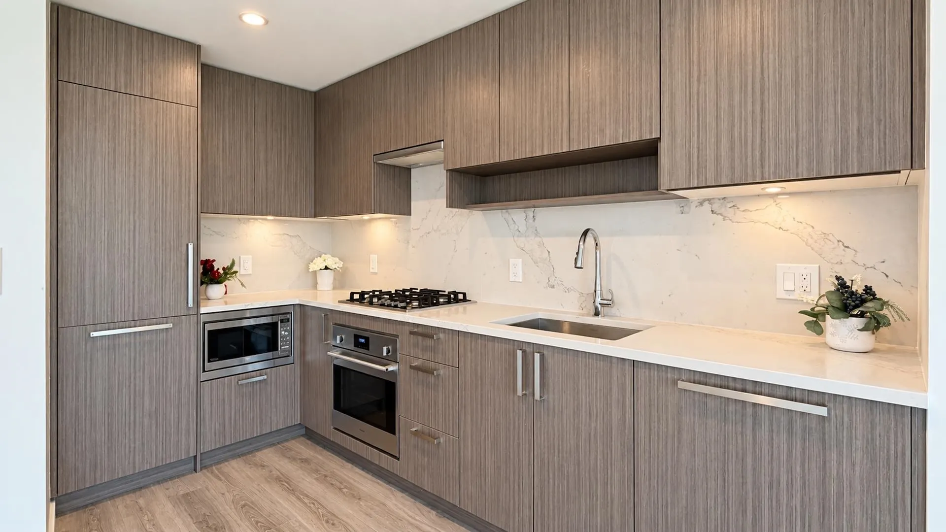 13350 Central Avenue #605
