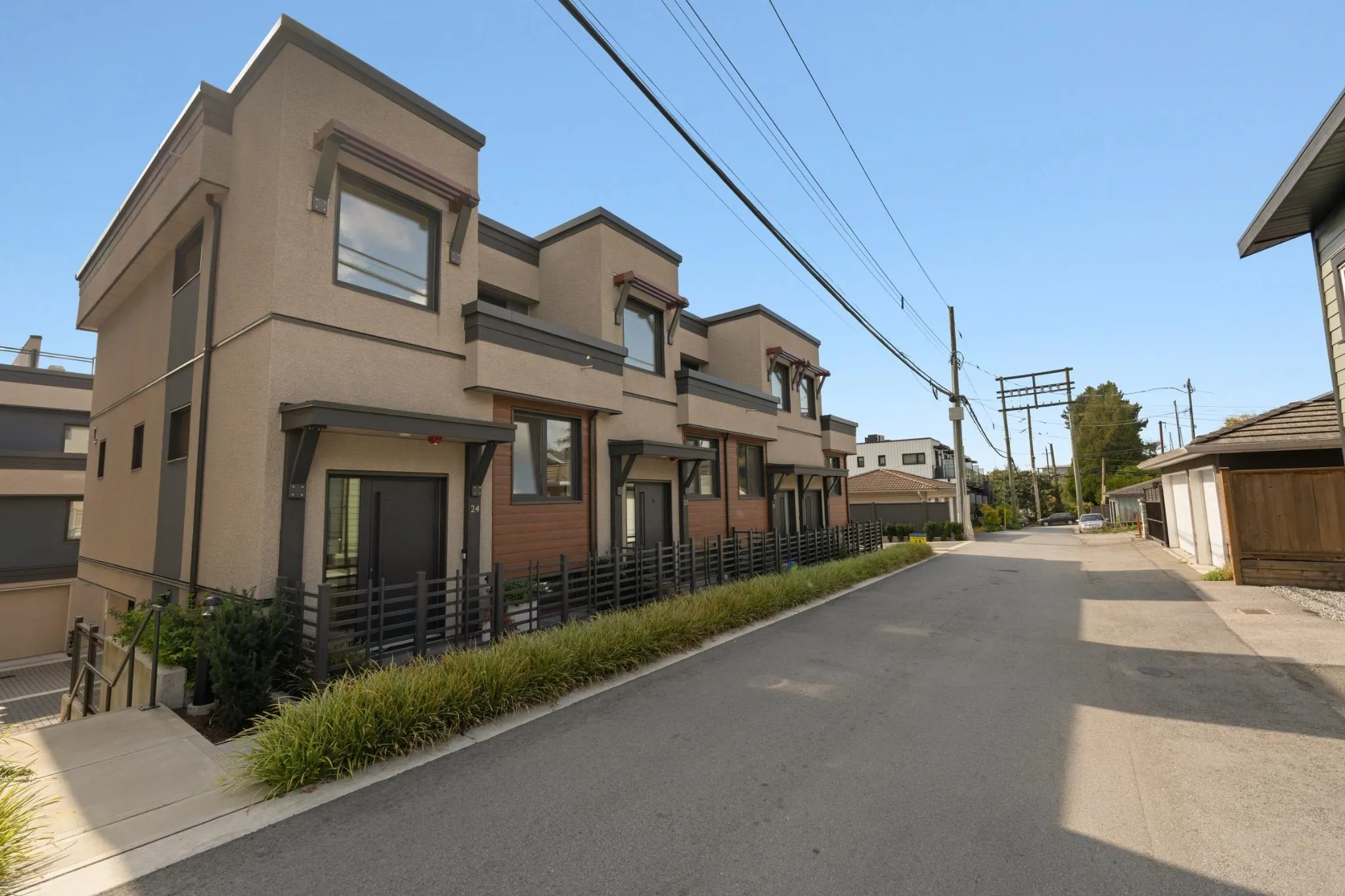 632 E 3rd Street #24