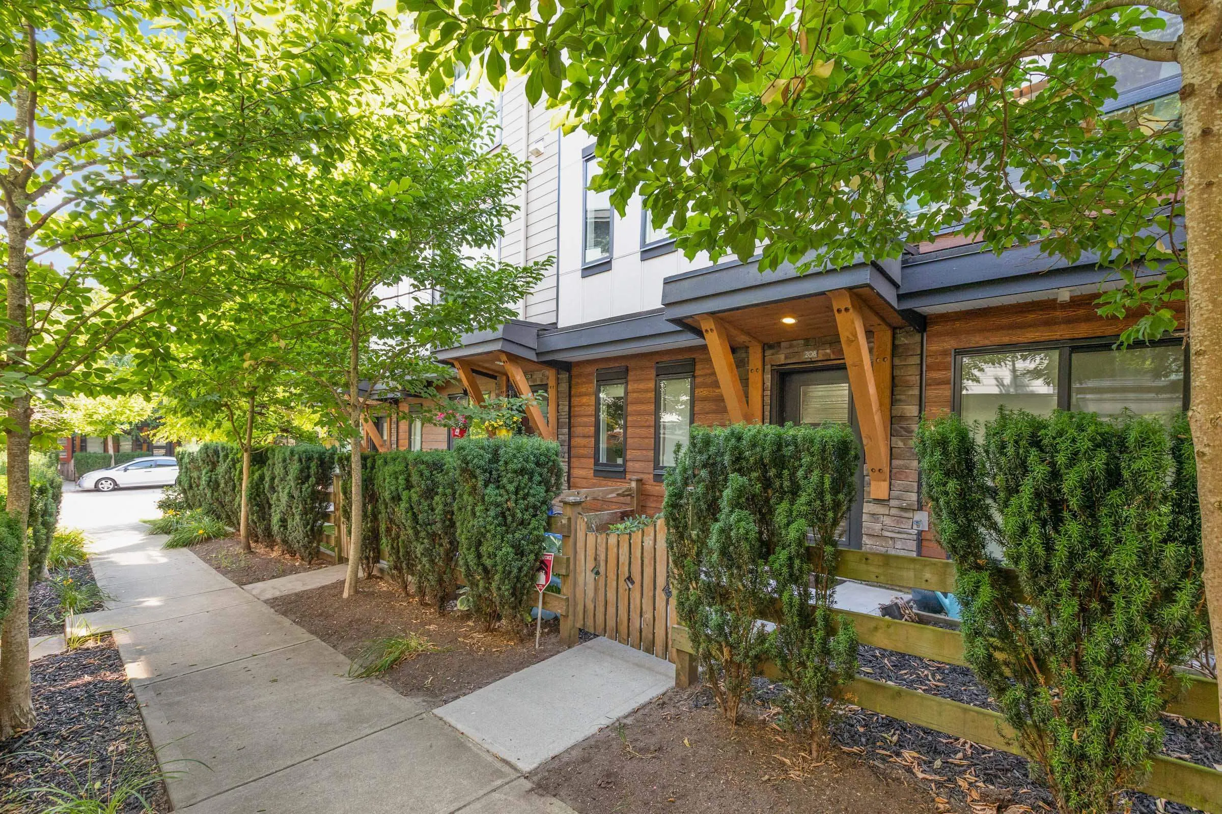 16488 64 Avenue #208