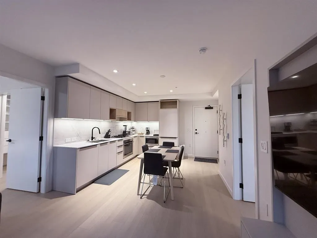 125 Albert Street #414
