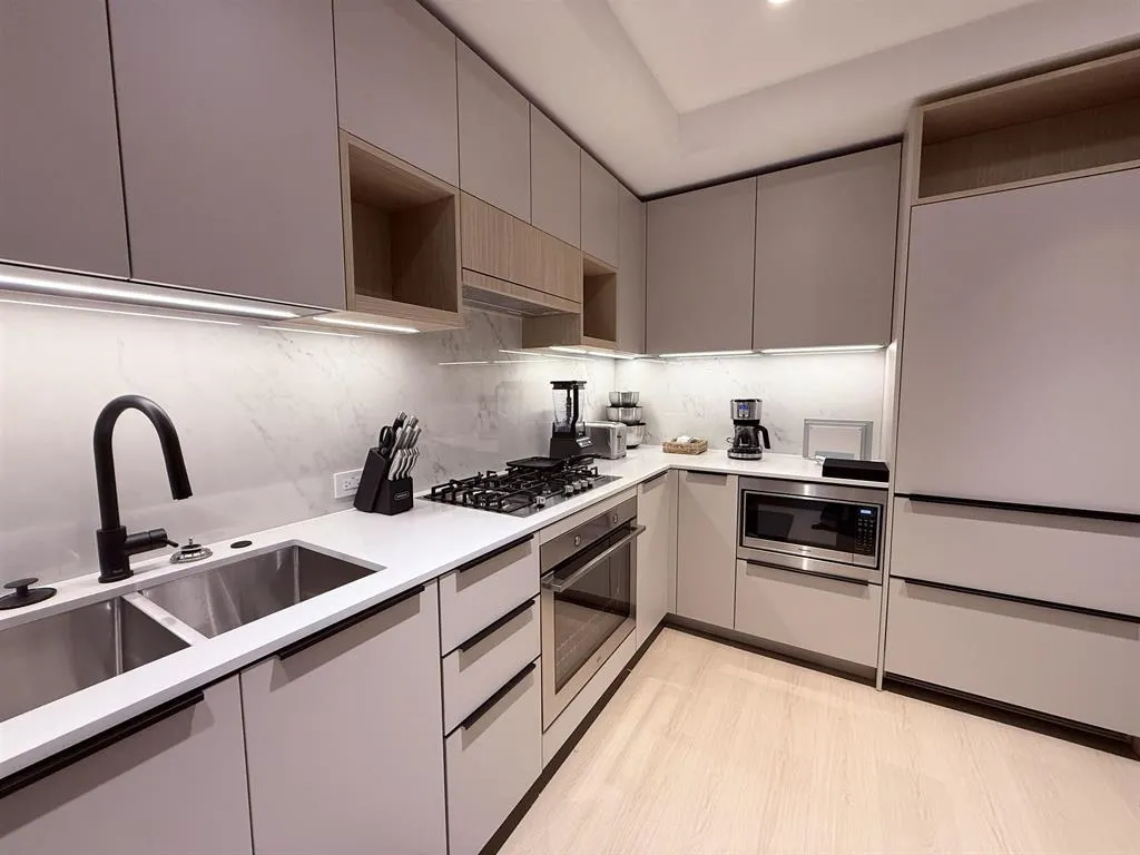 125 Albert Street #414