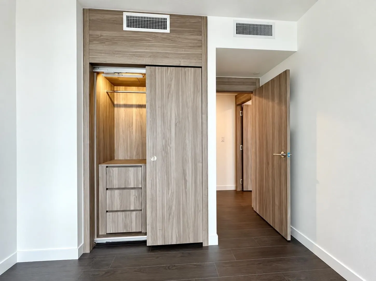 13768 100 Avenue #14xx