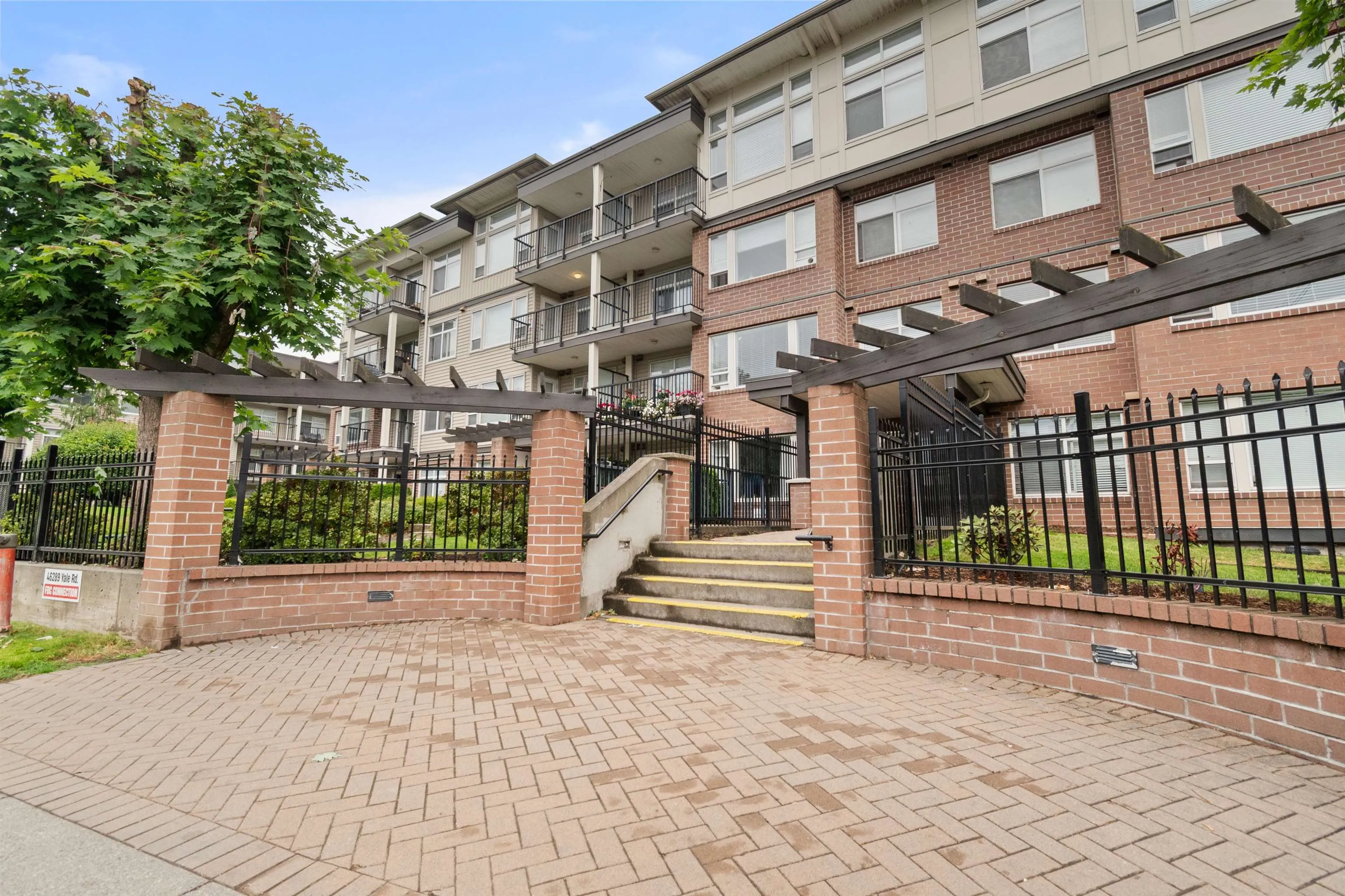46289 Yale Road #206