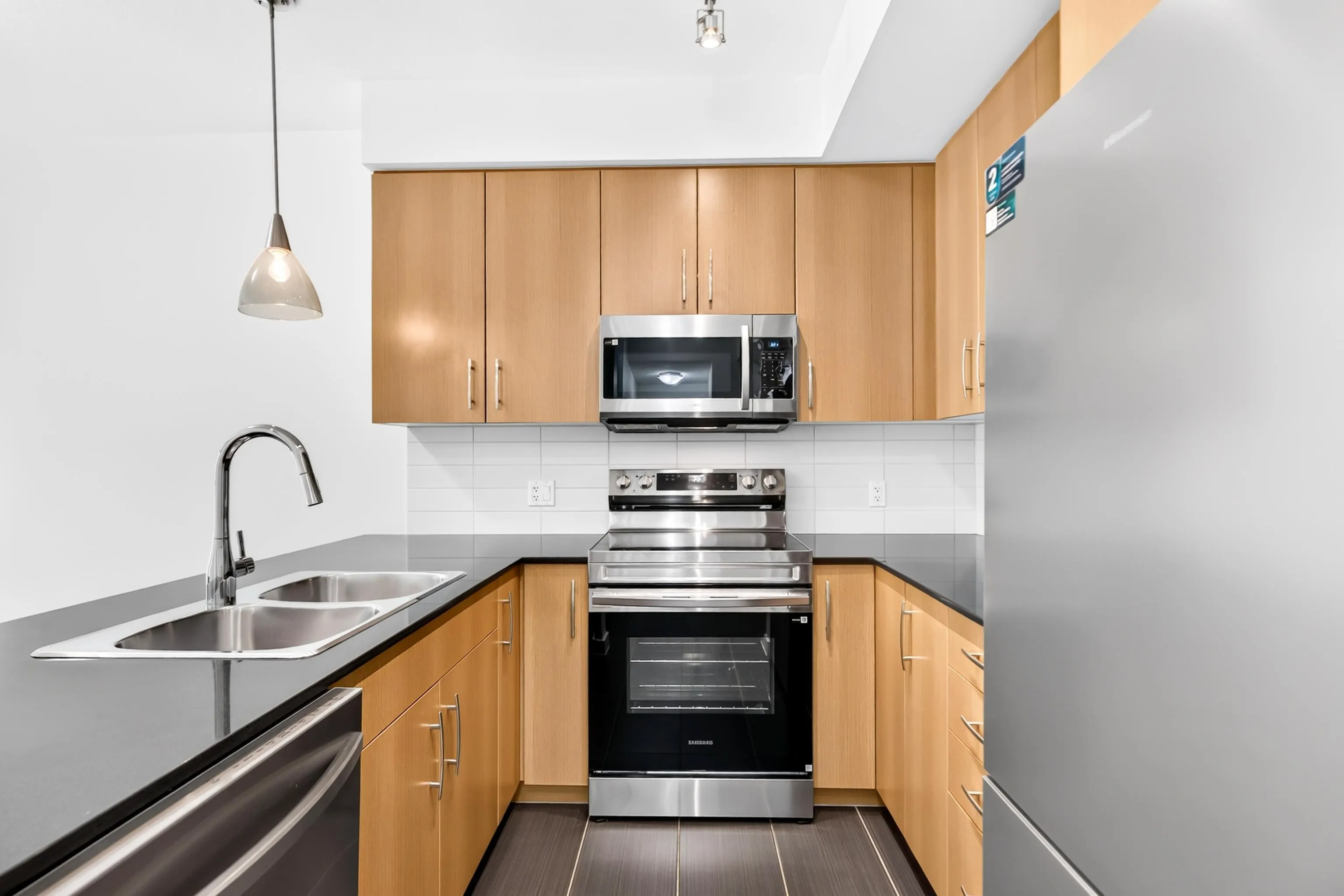 22290 North Avenue #210
