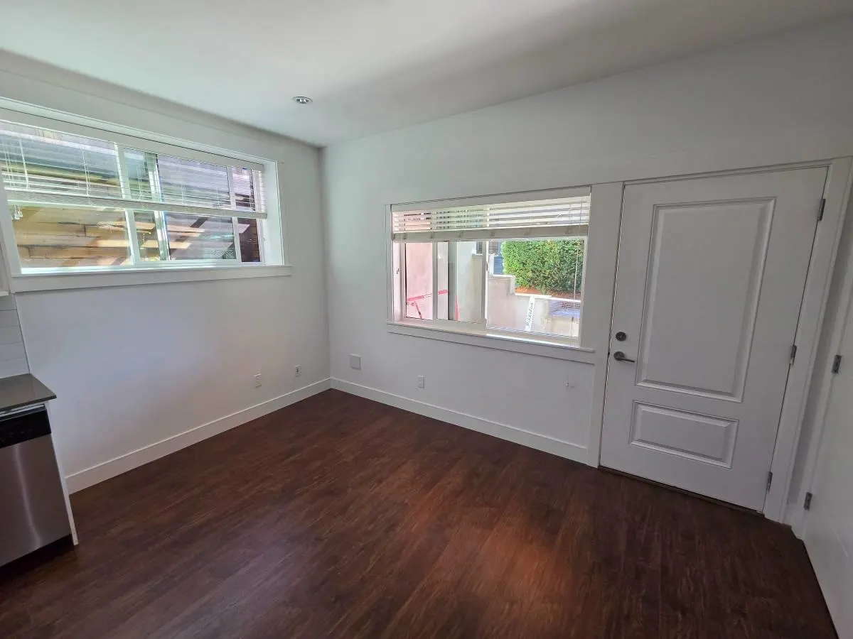 726 Delestre Avenue #Lower