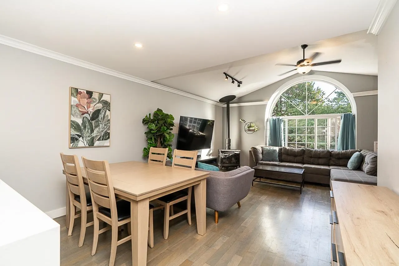 5501 Ladner Trunk Road #3