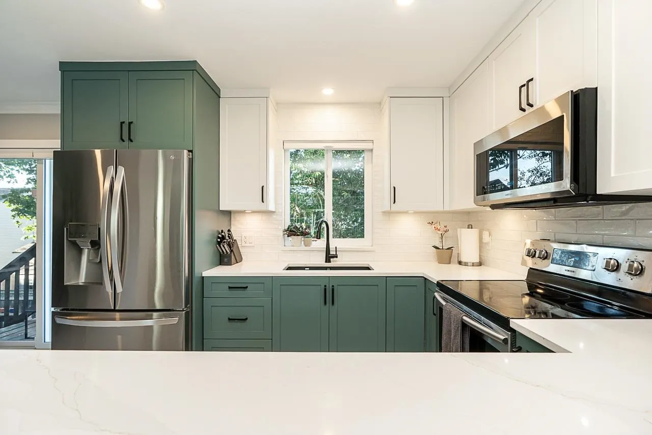 5501 Ladner Trunk Road #3