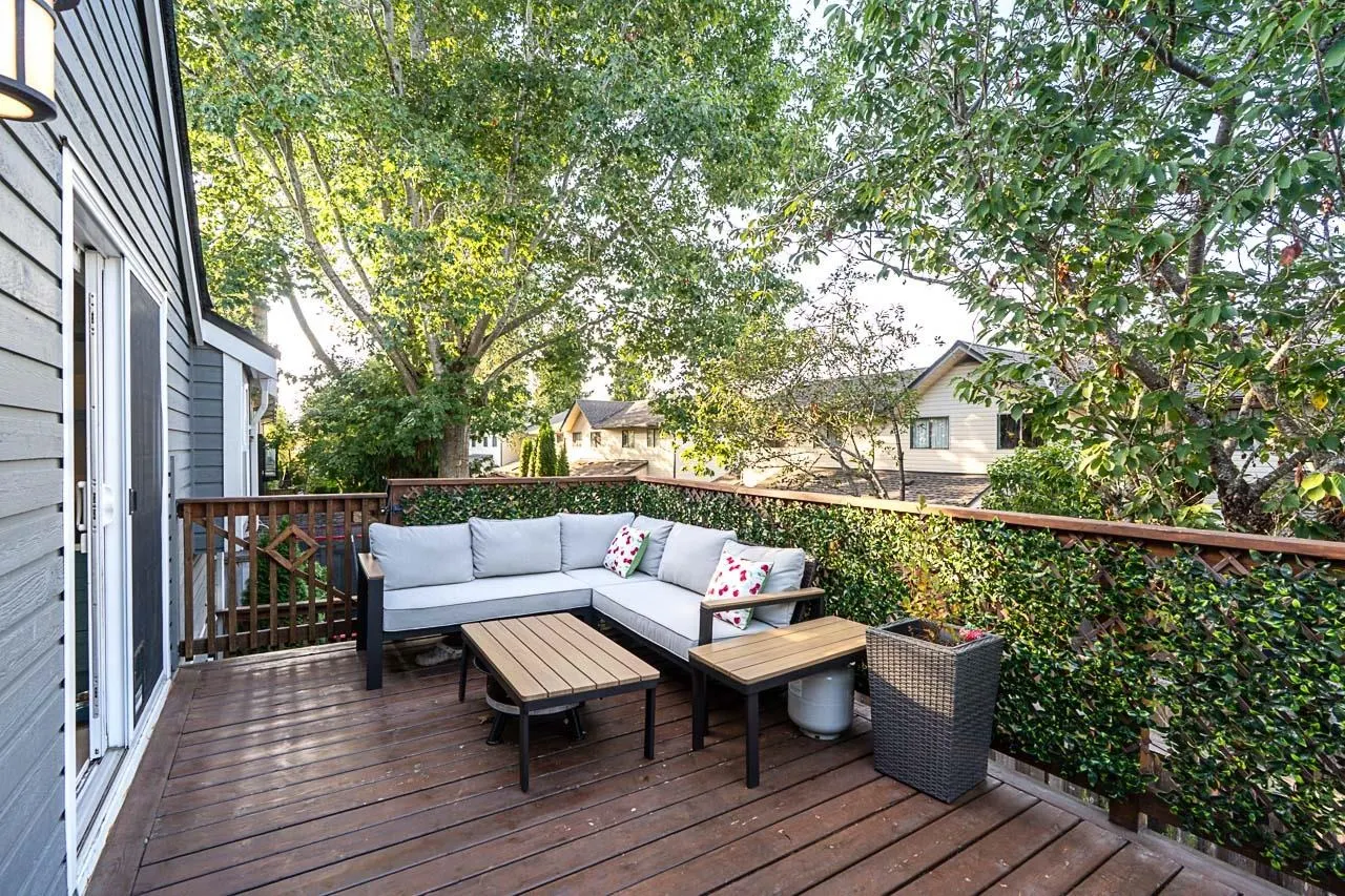 5501 Ladner Trunk Road #3