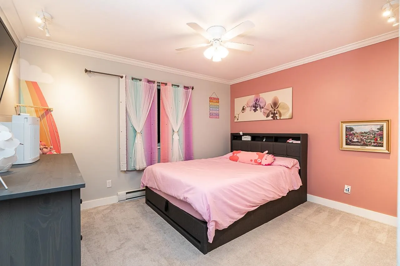 5501 Ladner Trunk Road #3