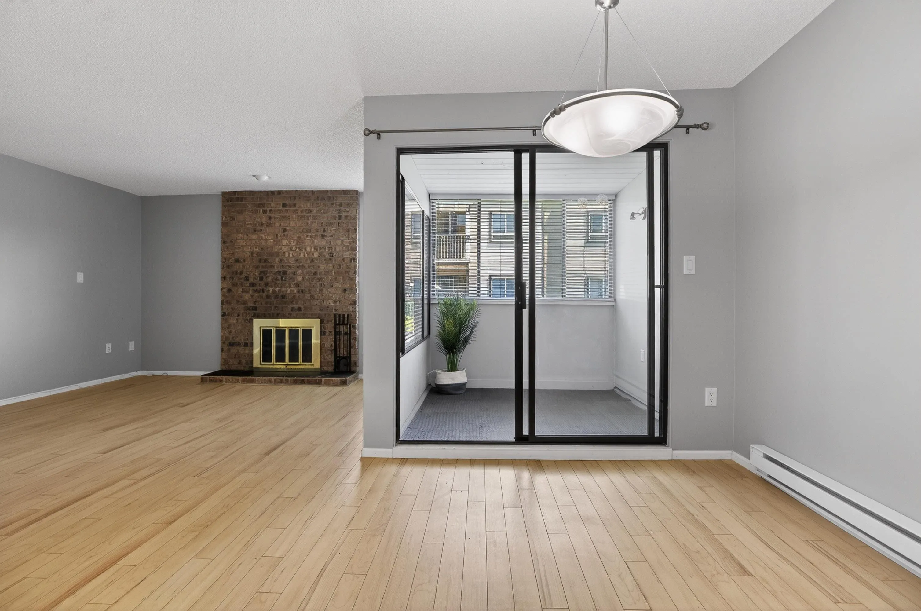 1410 Blackwood Street #203
